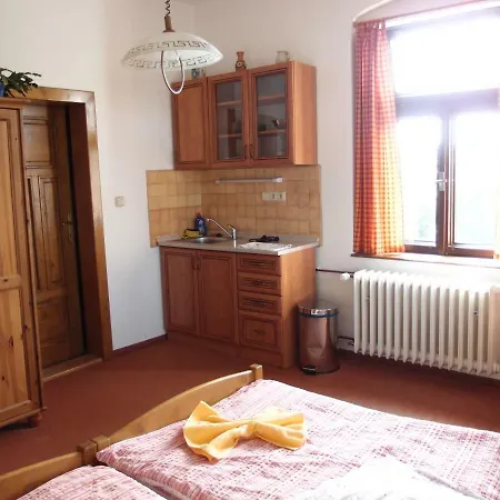Penzion, Florian Guest house